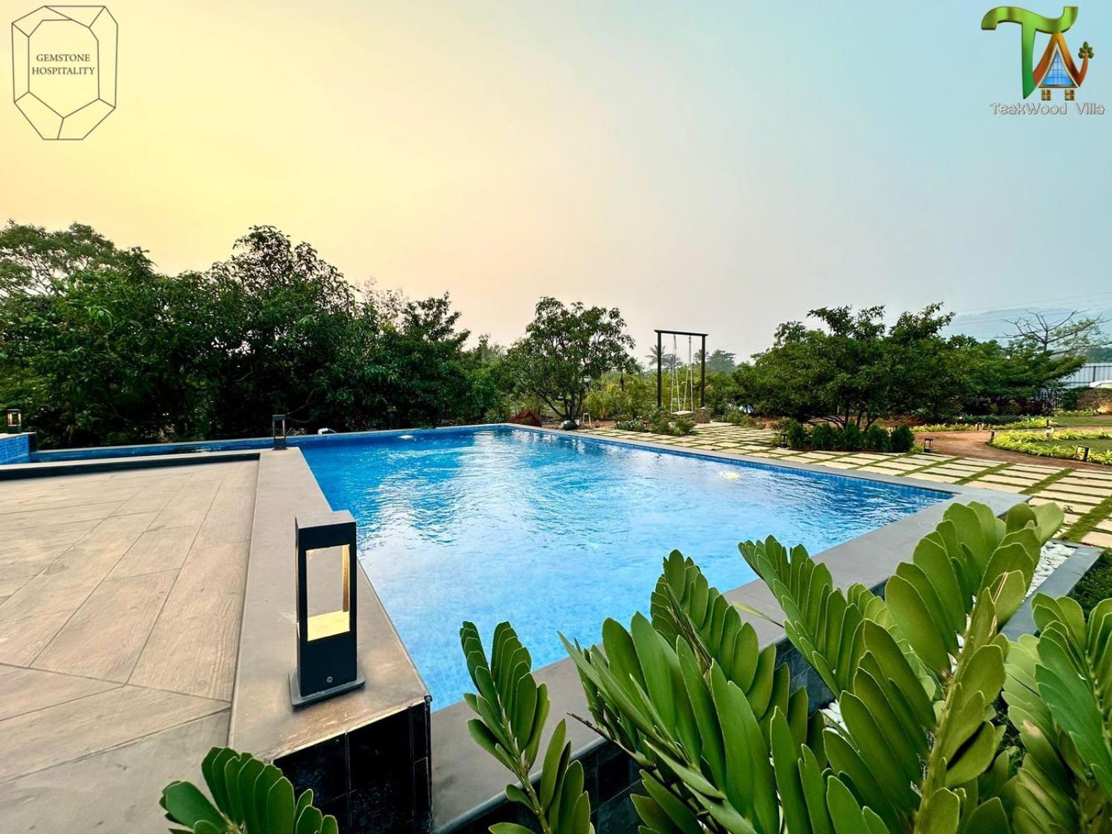 Luxurious 3Bhk W//Pool Teakwood Villa By Gemstone Hospitality Alībāg Eksteriør billede